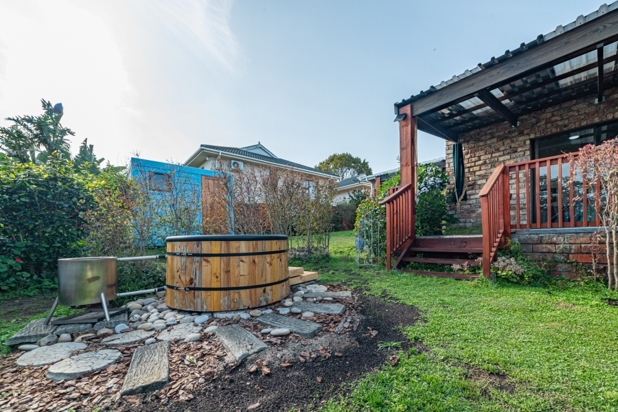 3 Bedroom Property for Sale in Fraaiuitsig Western Cape